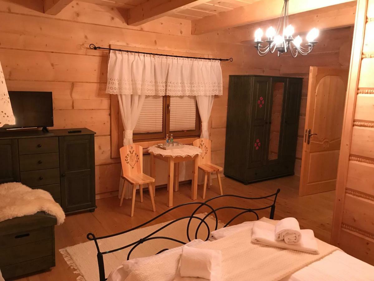 Dom Pod Bachledowka Villa Czerwienne Exteriör bild